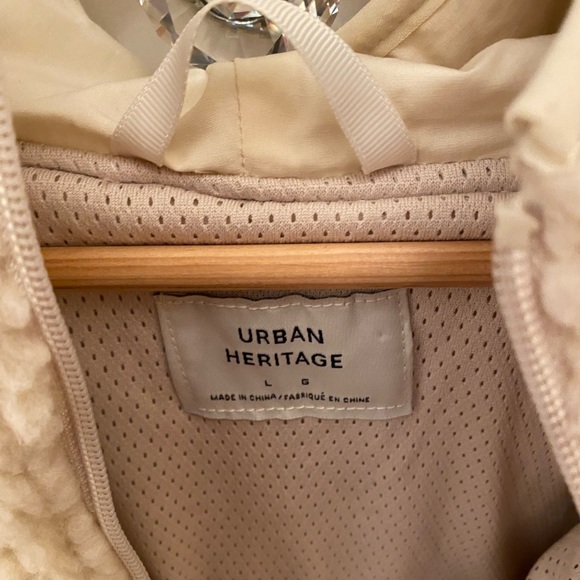 Sherpa Anorak jacket - Picture 3 of 4